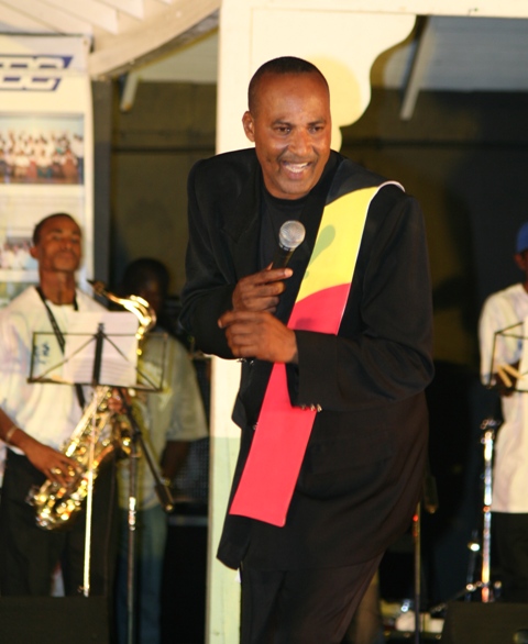 Calypsonian Dis N Dat performing (file photo)