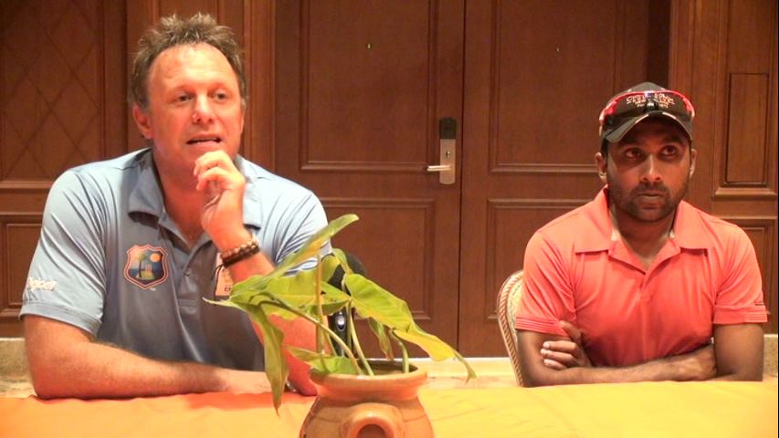 (L-R) Chief Operating Officer of CPL Ltd. Pete Russell and St. Kitts-Nevis Patriots player Mahela Jayawardene at a press briefing at the Four Season Resort’s Hibiscus conference room on July 01, 2015