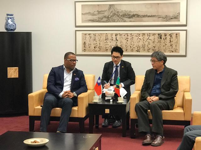 Hon. Mark Brantley, Minister of Foreign Affairs and Aviation in St. Kitts and Nevis and Premier of Nevis visiting the National Palace Museum in the Republic of China (Taiwan) on May 09, 2019