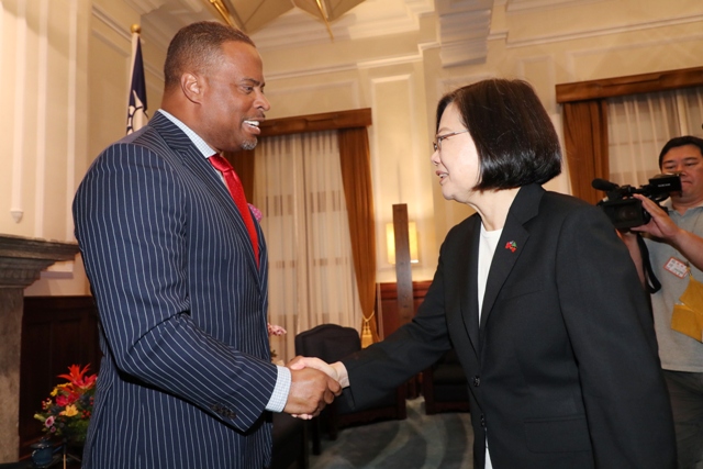 Hon. Mark Brantley, Minister of Foreign Affairs and Aviation in St. Kitts and Nevis and Premier of Nevis being received by Her Excellency Dr Tsai Ing-wen, President of the Republic of China (Taiwan)