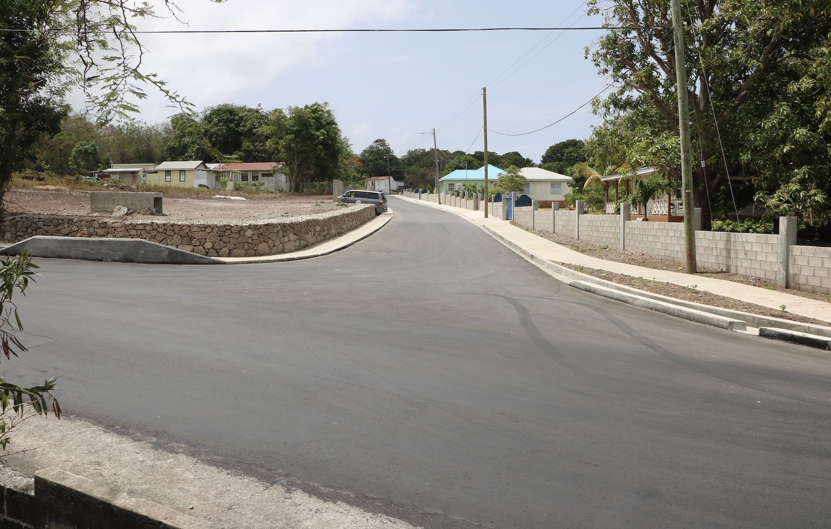 The newly reconstructed entrance of Brown Hill Road under the ongoing Brown Hill Road Rehabilitation Project
